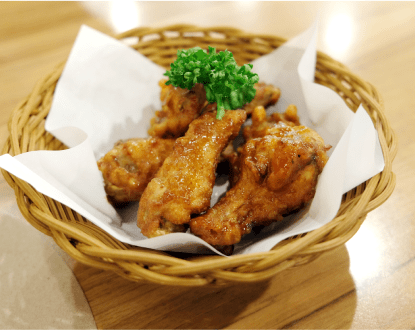 CHICKEN WINGS